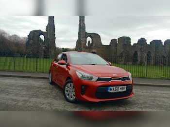 2018 (68) - 1.25 1 5dr *1 OWNER* LONG MOT*