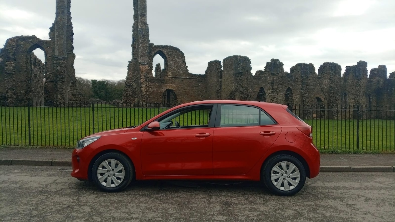 Used Kia Rio 2018 for sale - 77730944: Photo 2