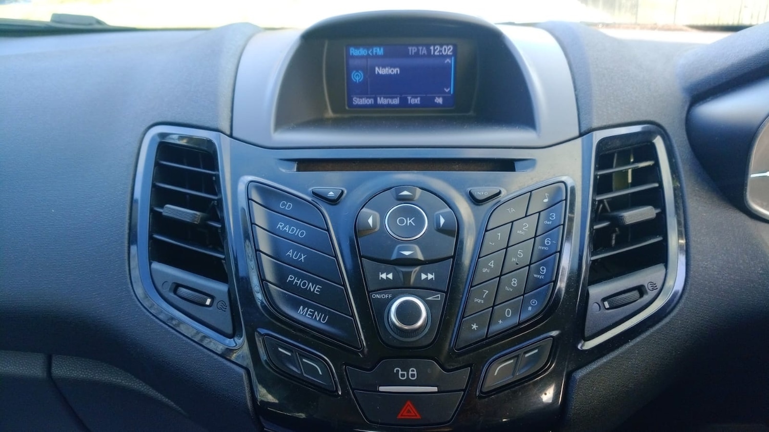 Used Ford Fiesta 2016 for sale - 77114400: Photo 13