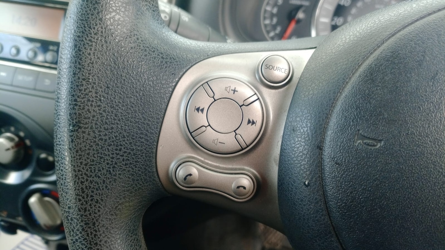 Used Nissan Micra 2014 for sale - 77568760: Photo 9