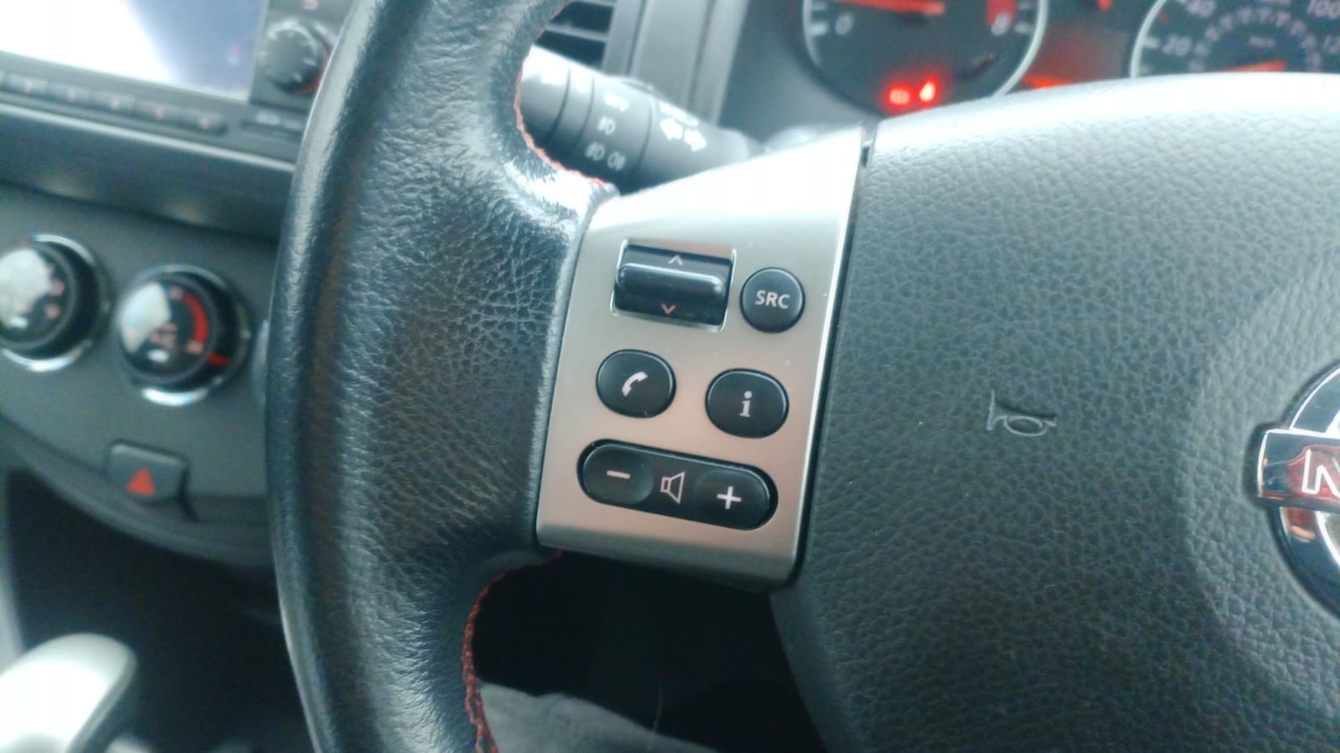 Used Nissan Note 2011 for sale - 77640402: Photo 11