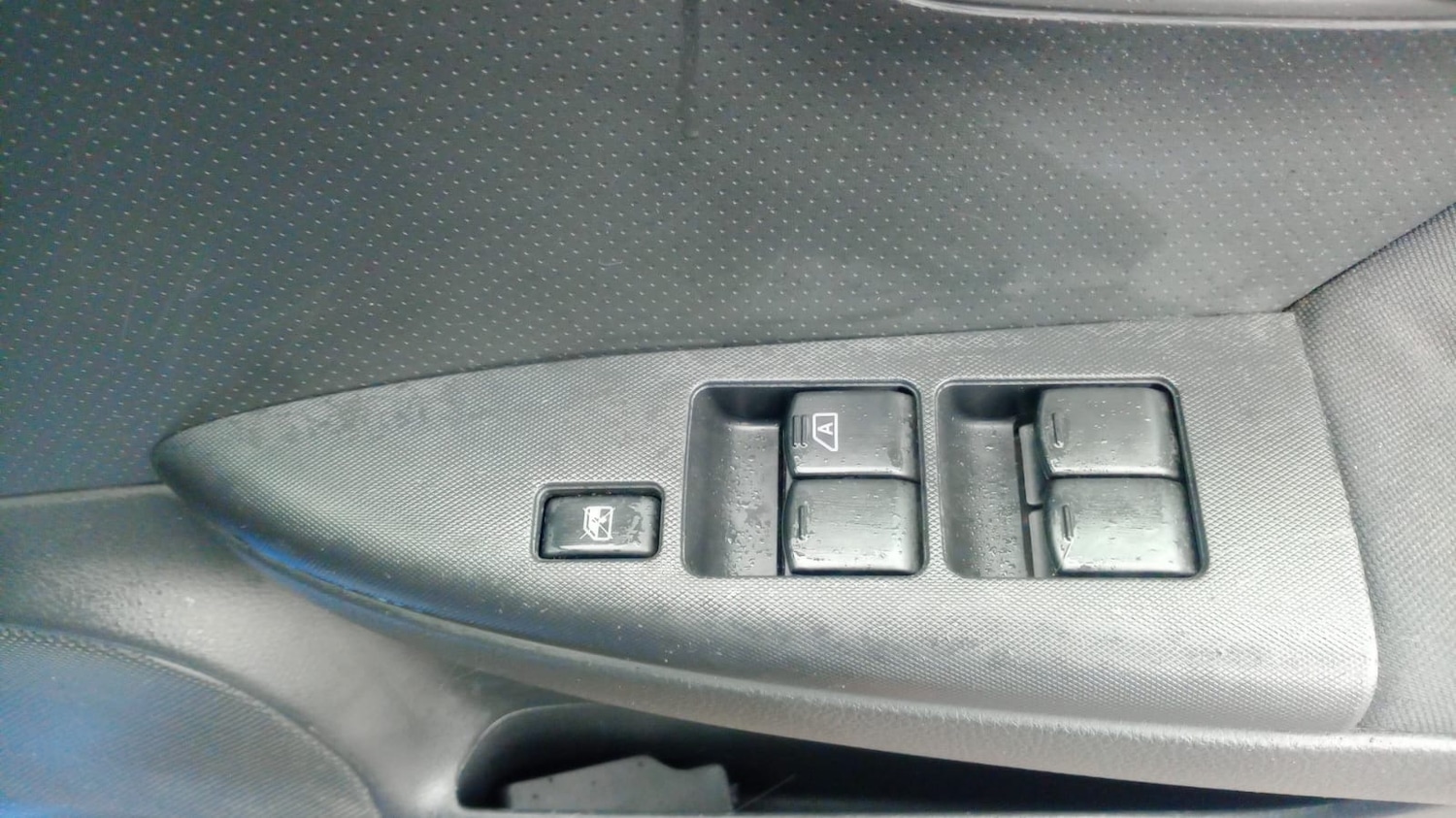 Used Nissan Note 2011 for sale - 77640402: Photo 22