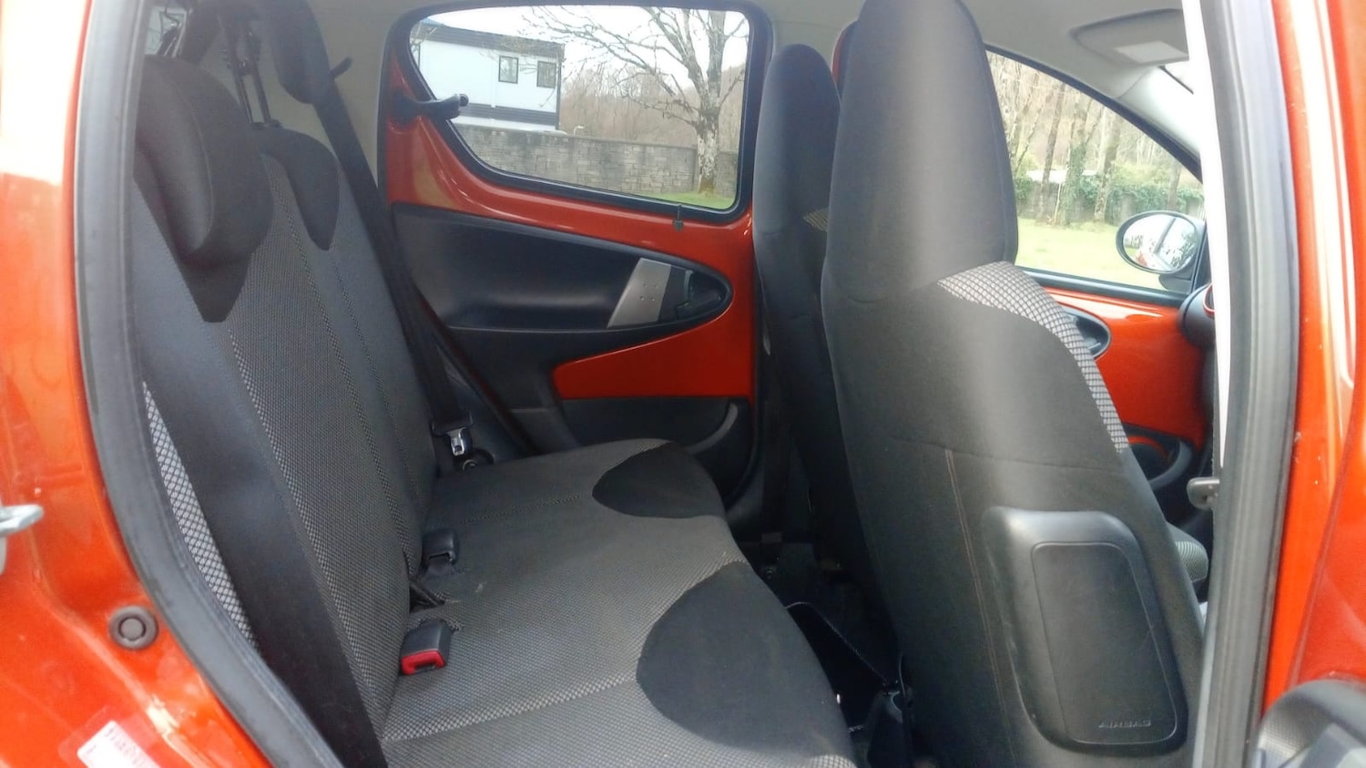 Used Toyota AYGO 2012 for sale - 76905098: Photo 8