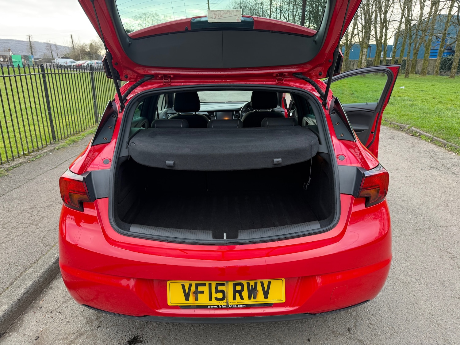 Used Vauxhall Astra 2015 for sale - 77070018: Photo 6