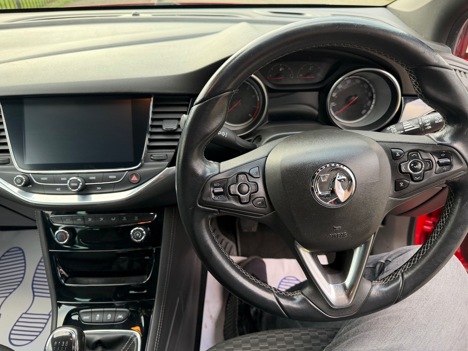 Used Vauxhall Astra 2015 for sale - 77070018: Photo 9