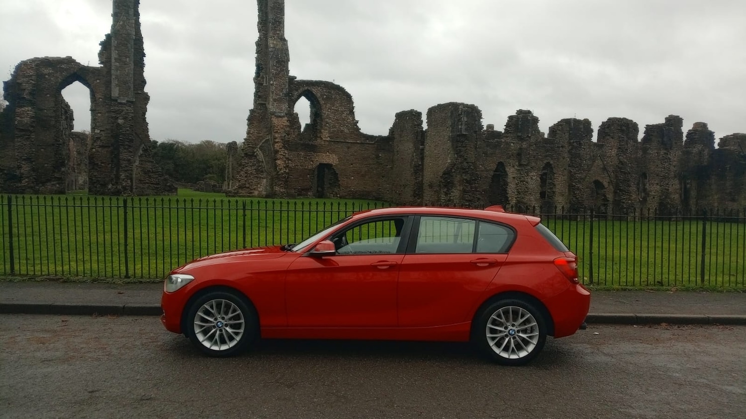 Used BMW 1 Series 2015 for sale - 76555529: Photo 2