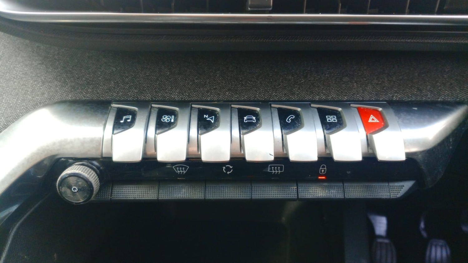 Used Peugeot 3008 2018 for sale - 78011601: Photo 12