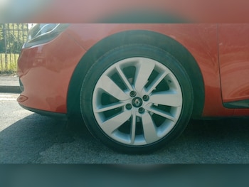 Used Renault Clio 2013 for sale - 79005040: Photo