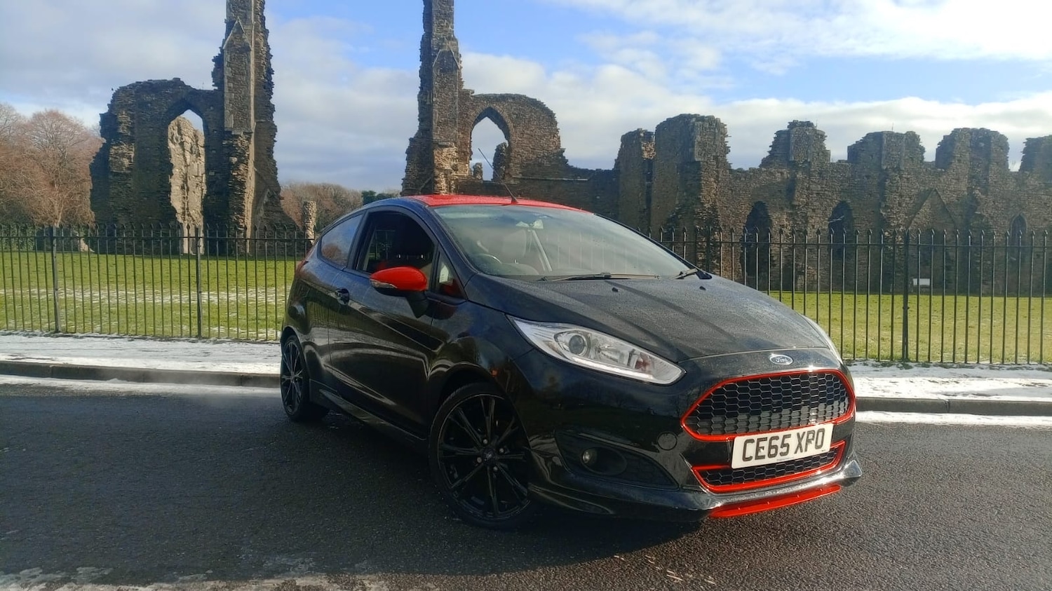 Used Ford Fiesta 2015 for sale - 77114412: Photo 1