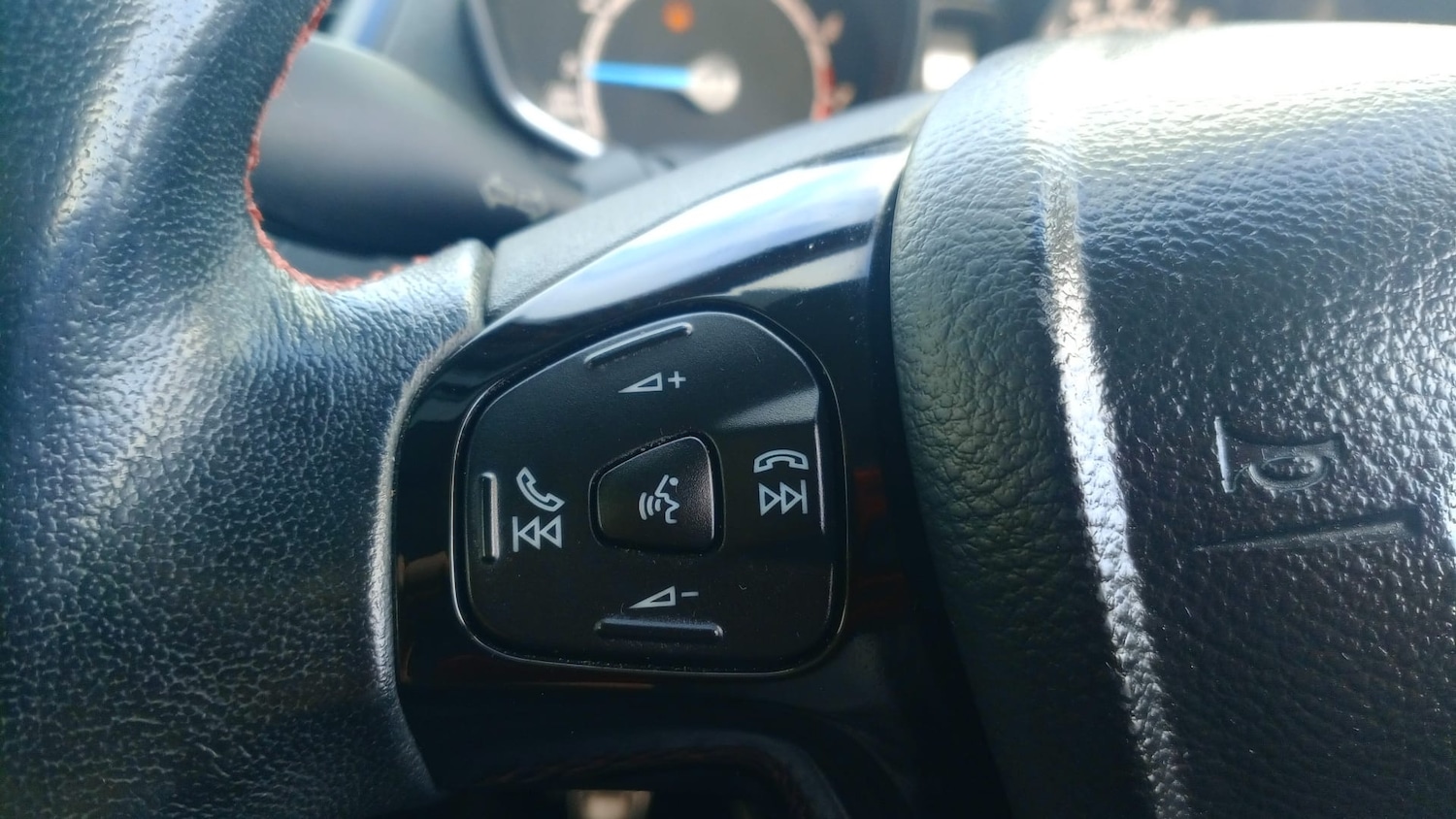 Used Ford Fiesta 2015 for sale - 77114412: Photo 8