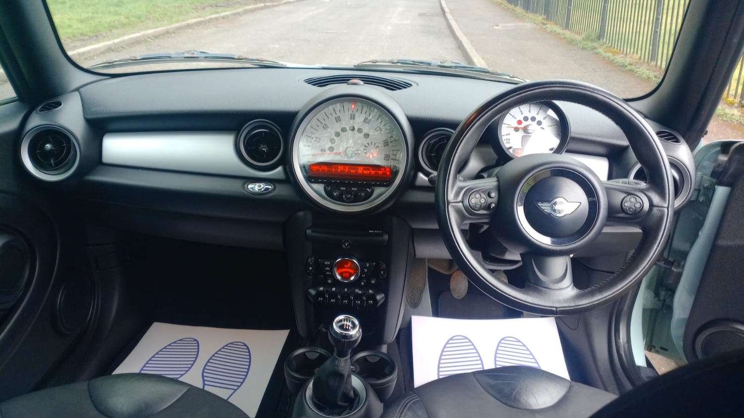 Used MINI Convertible 2012 for sale - 77591220: Photo 11