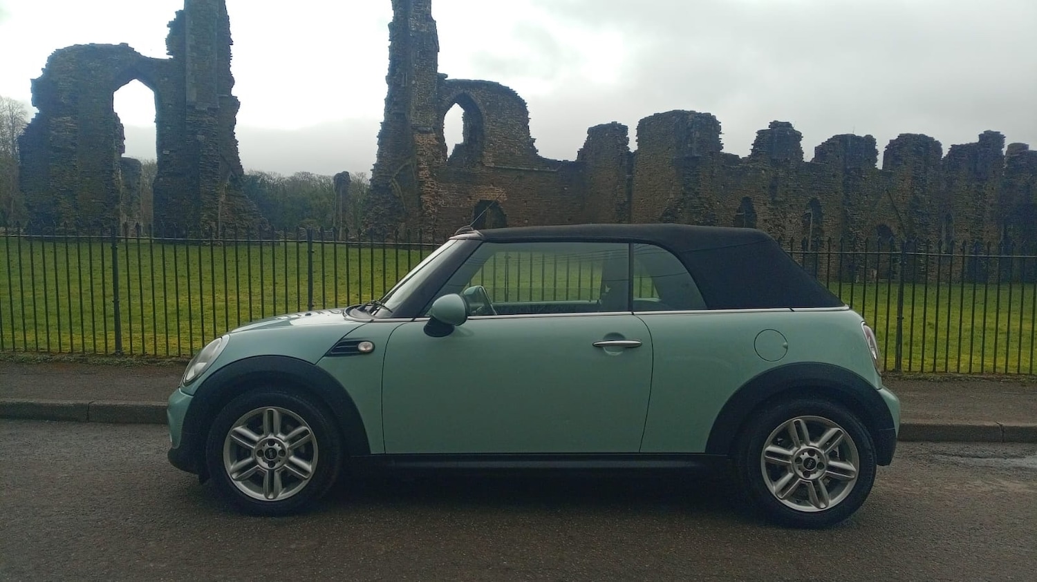 Used MINI Convertible 2012 for sale - 77591220: Photo 7