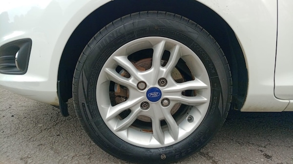 Used Ford Fiesta 2015 for sale - 76230547: Photo 17