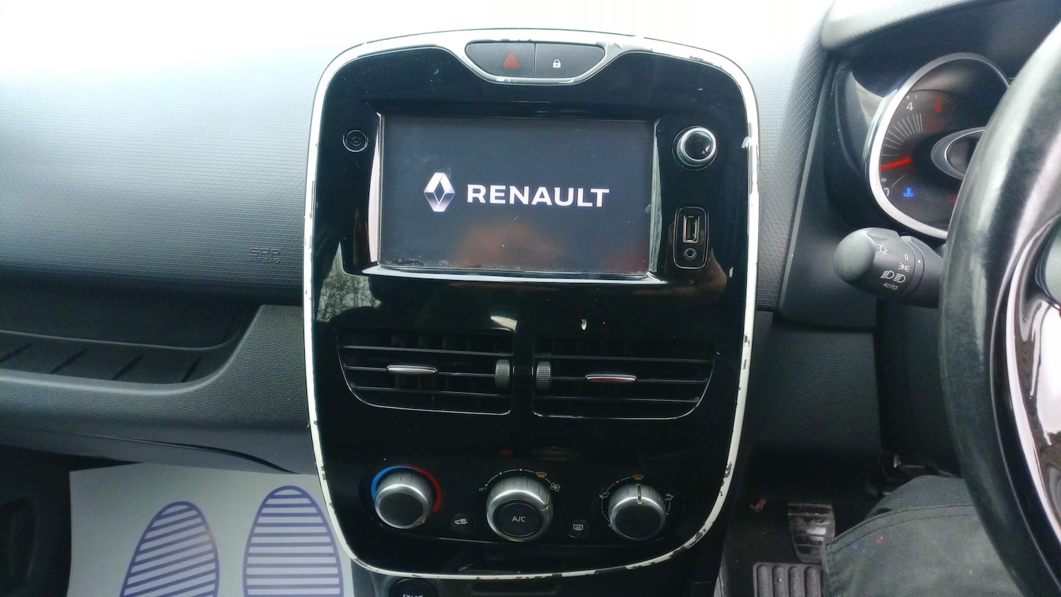 Used Renault Clio 2016 for sale - 77114424: Photo 10