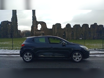 Used Renault Clio 2016 for sale - 77114424: Photo