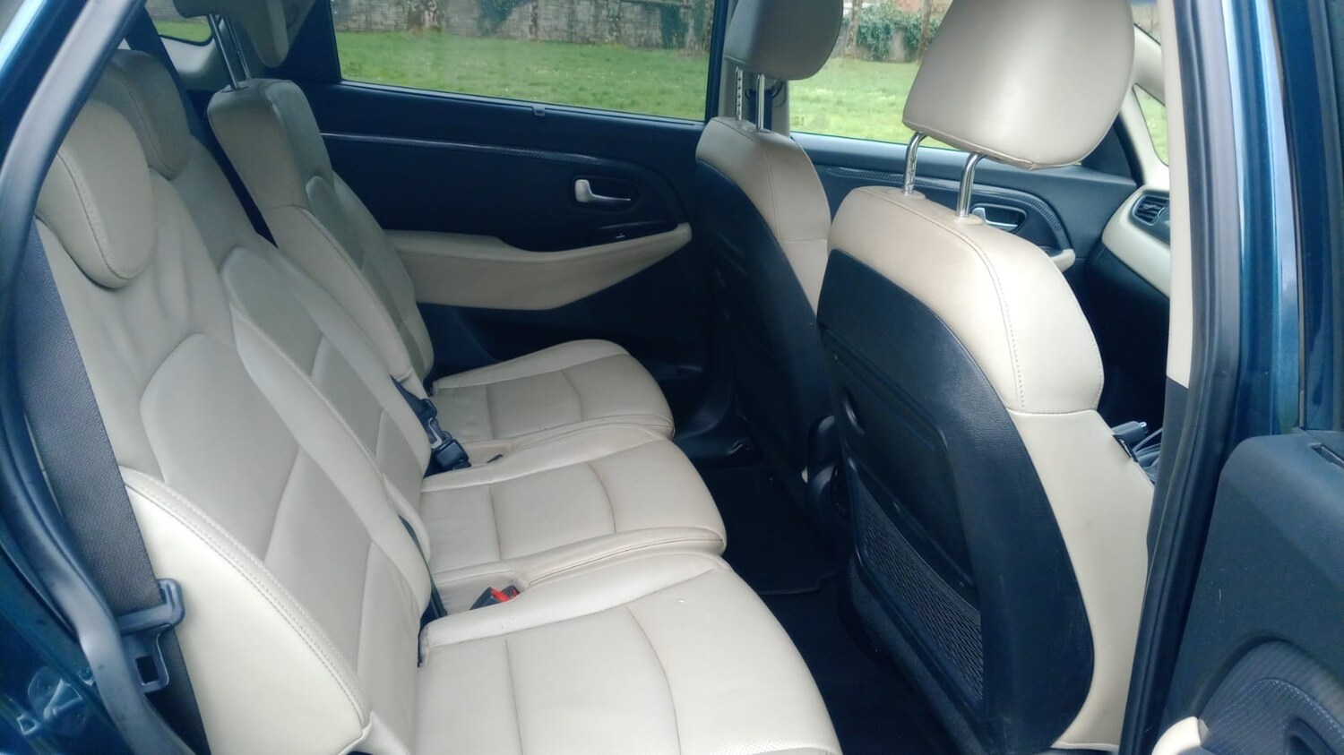 Used Kia Carens 2018 for sale - 77729616: Photo 10