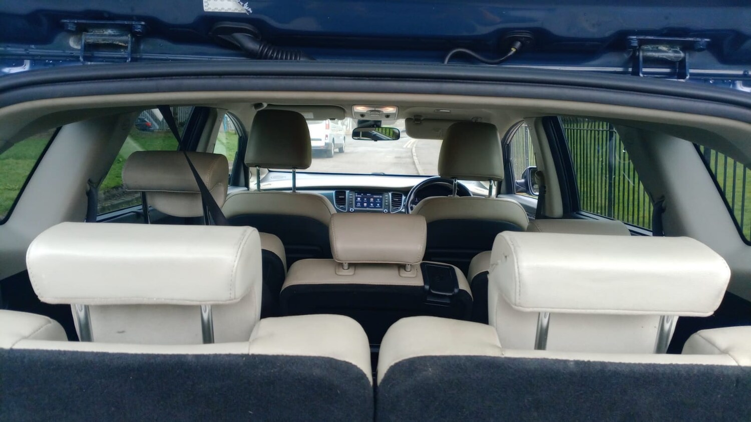 Used Kia Carens 2018 for sale - 77729616: Photo 23