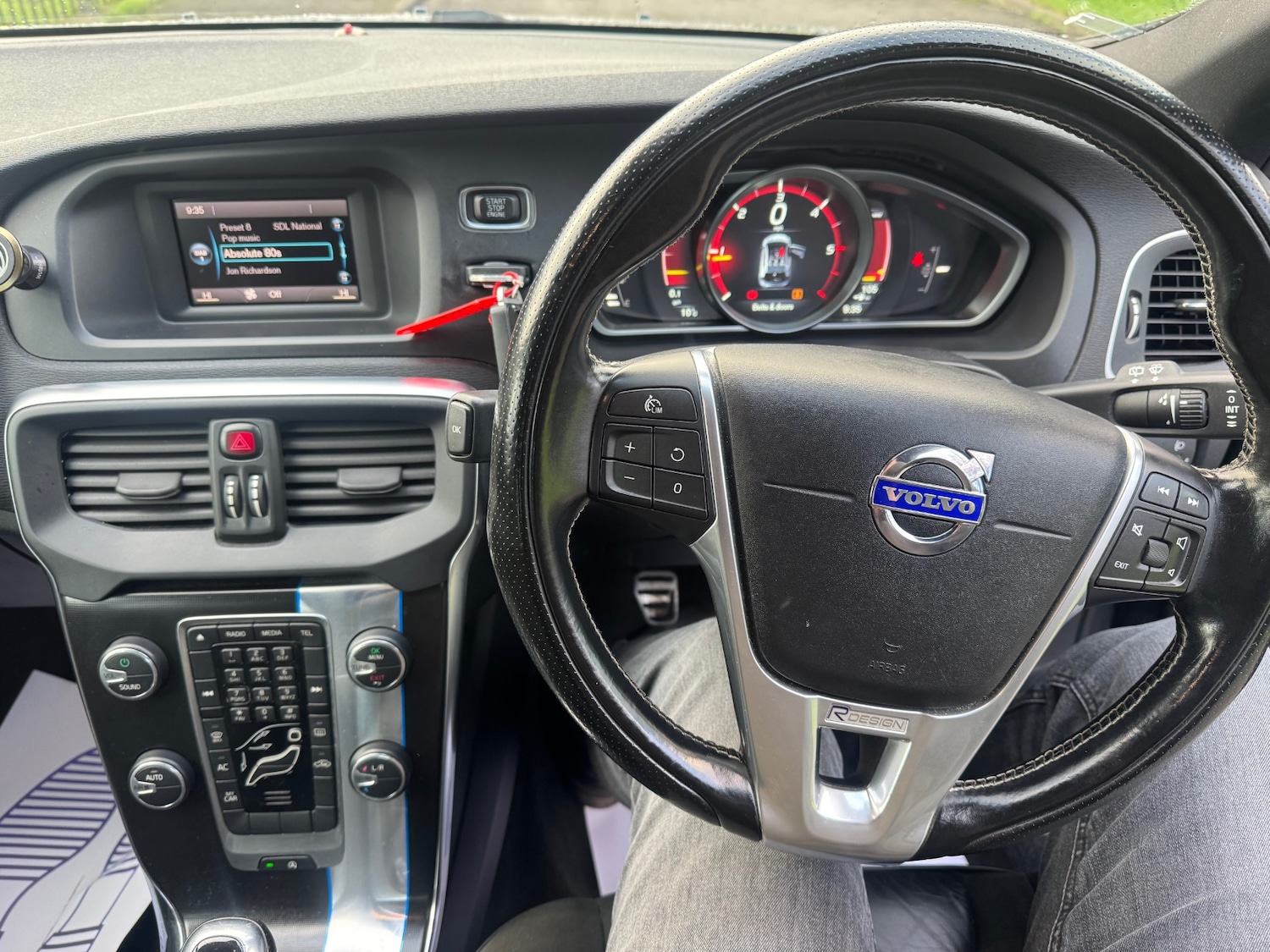 Used Volvo V40 2014 for sale - 76588284: Photo 11