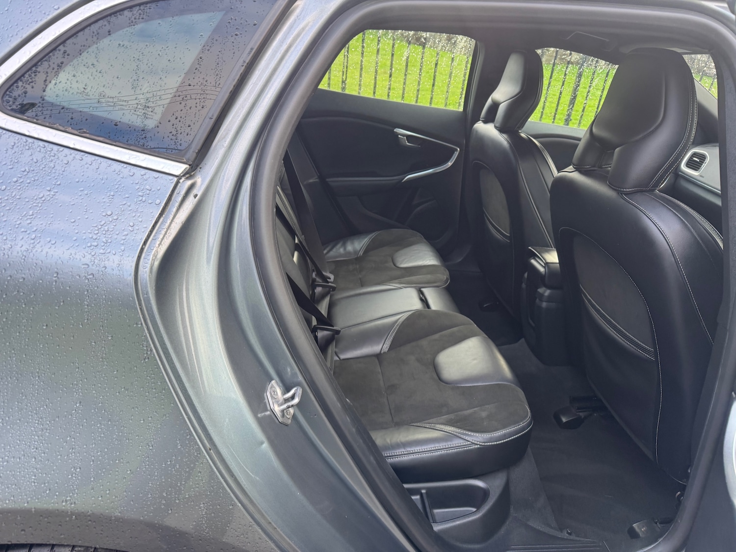 Used Volvo V40 2014 for sale - 76588284: Photo 7