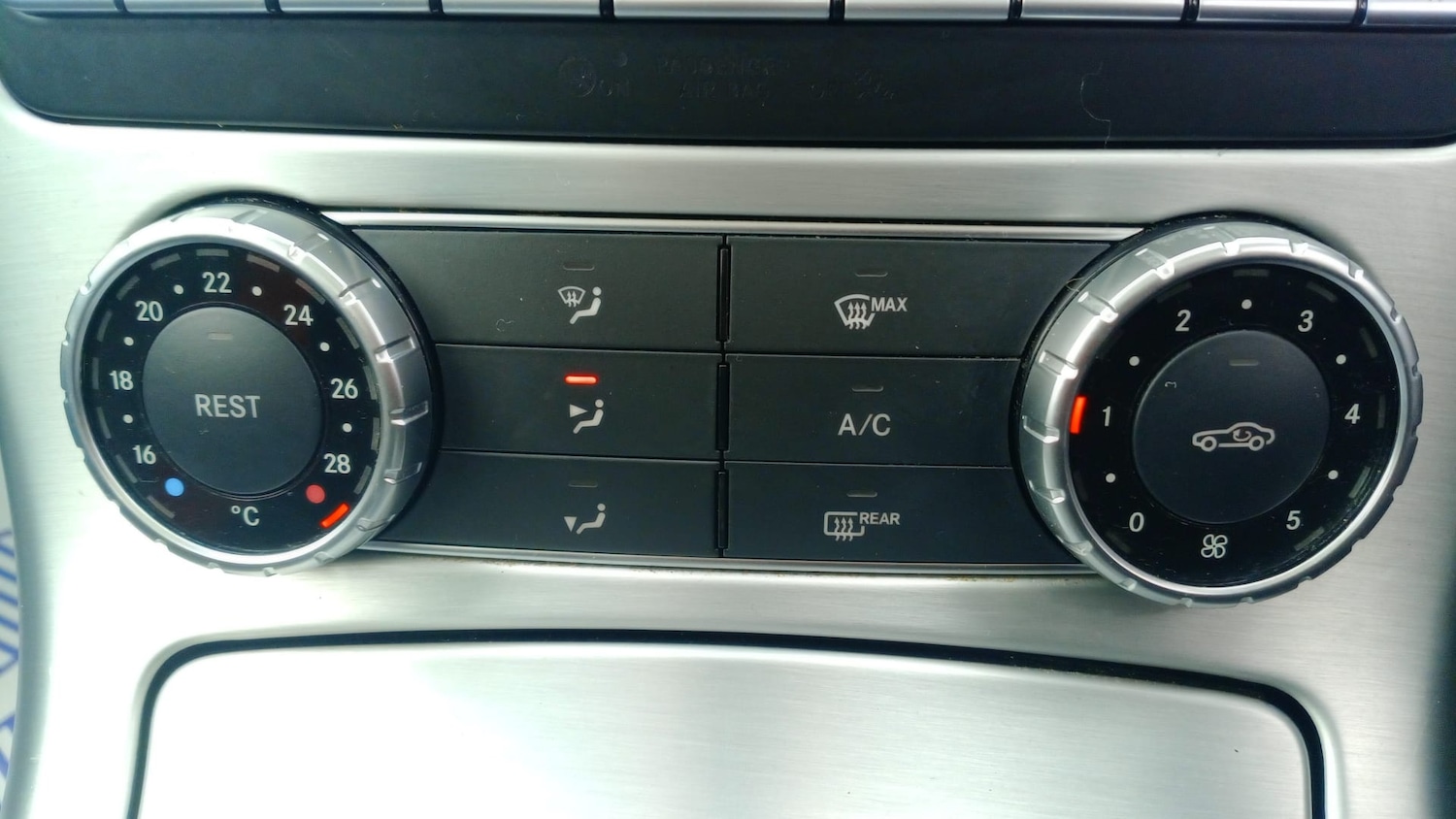 Used Mercedes-Benz SLK 2016 for sale - 77296865: Photo 18