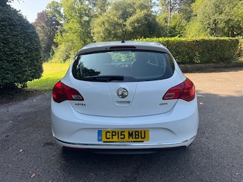 Used Vauxhall Astra 2015 for sale - 75603931: Photo