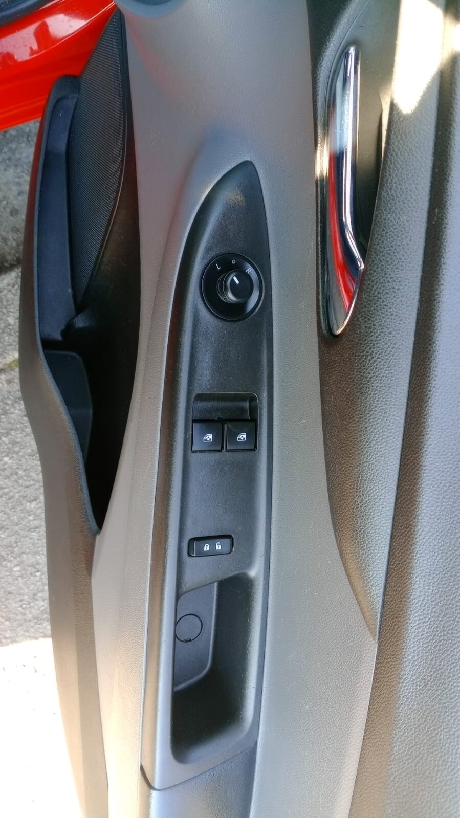 Used Vauxhall Viva 2017 for sale - 77947368: Photo 17