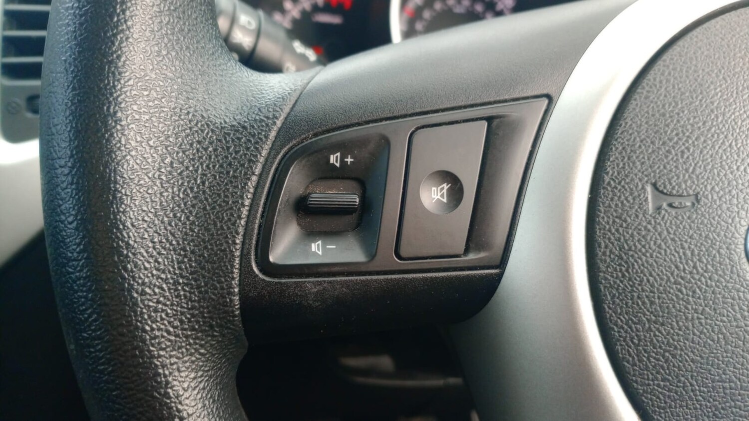 Used Kia Venga 2016 for sale - 76830424: Photo 11