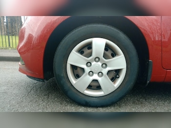 Used Kia Venga 2016 for sale - 76830424: Photo