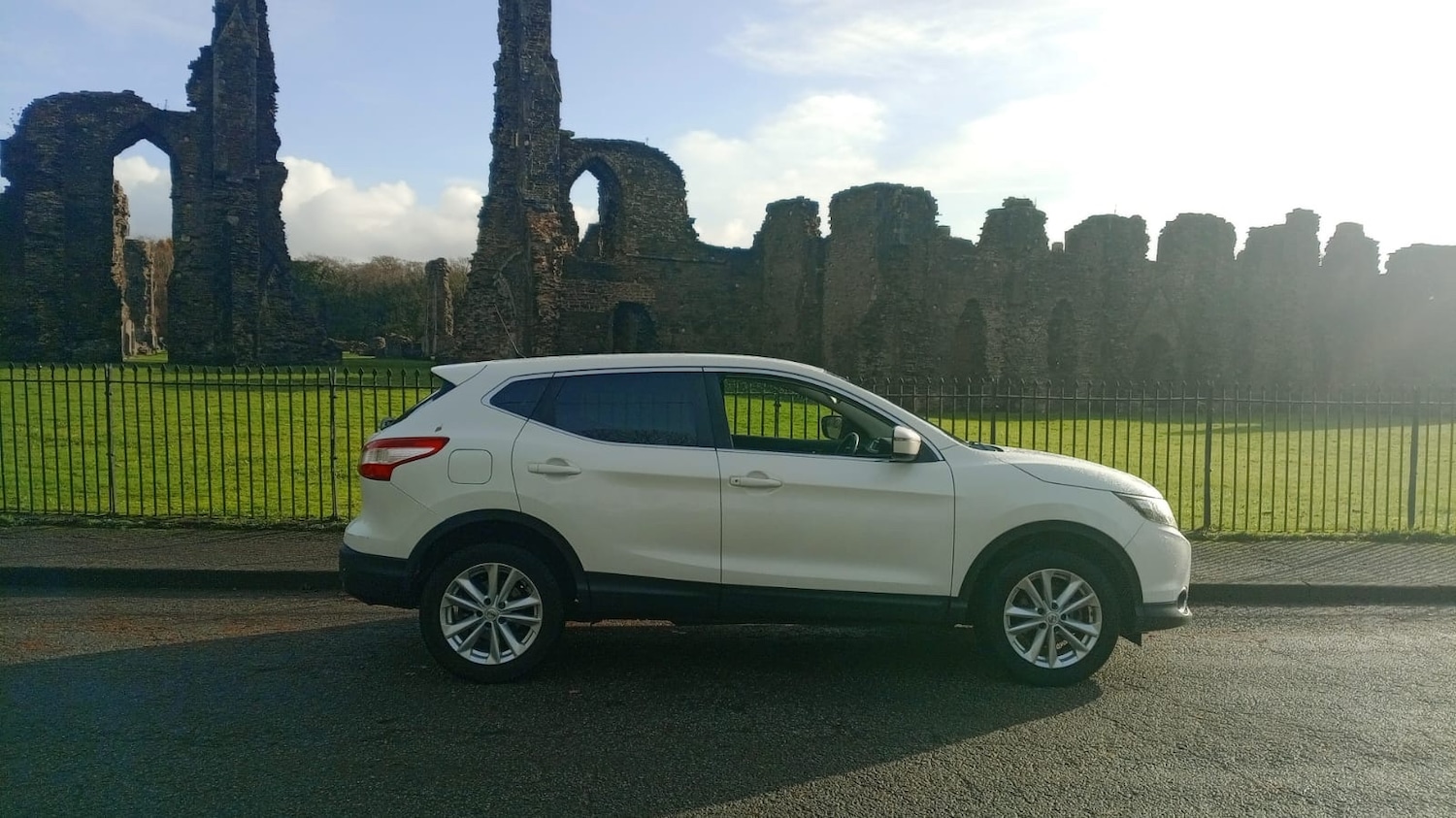 Used Nissan Qashqai 2017 for sale - 76555613: Photo 2