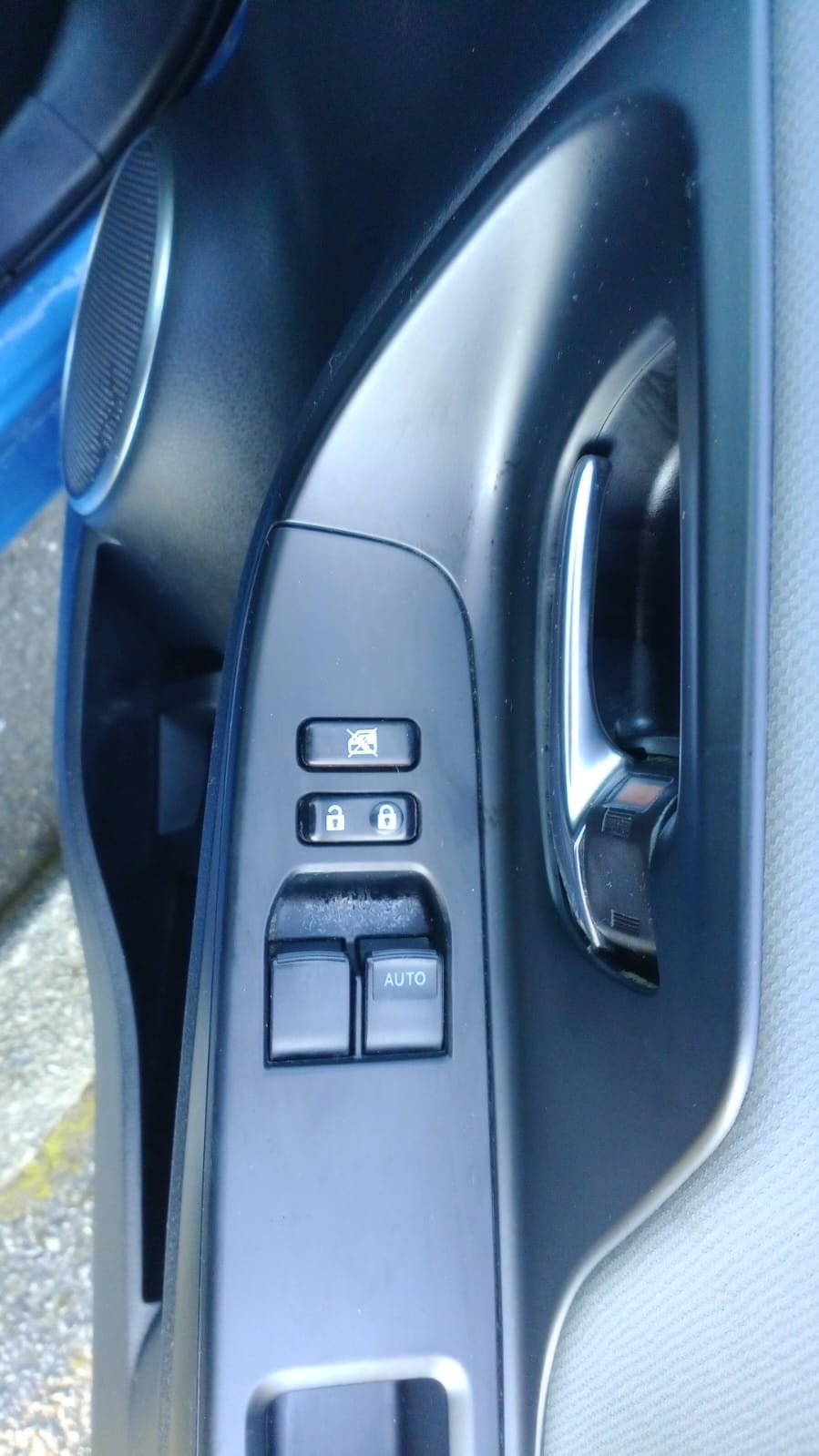 Used Toyota Yaris 2015 for sale - 76693582: Photo 18