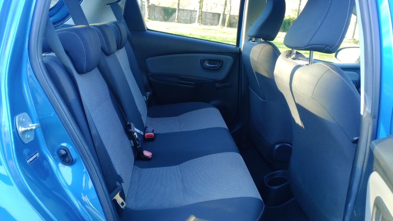 Used Toyota Yaris 2015 for sale - 76693582: Photo 8