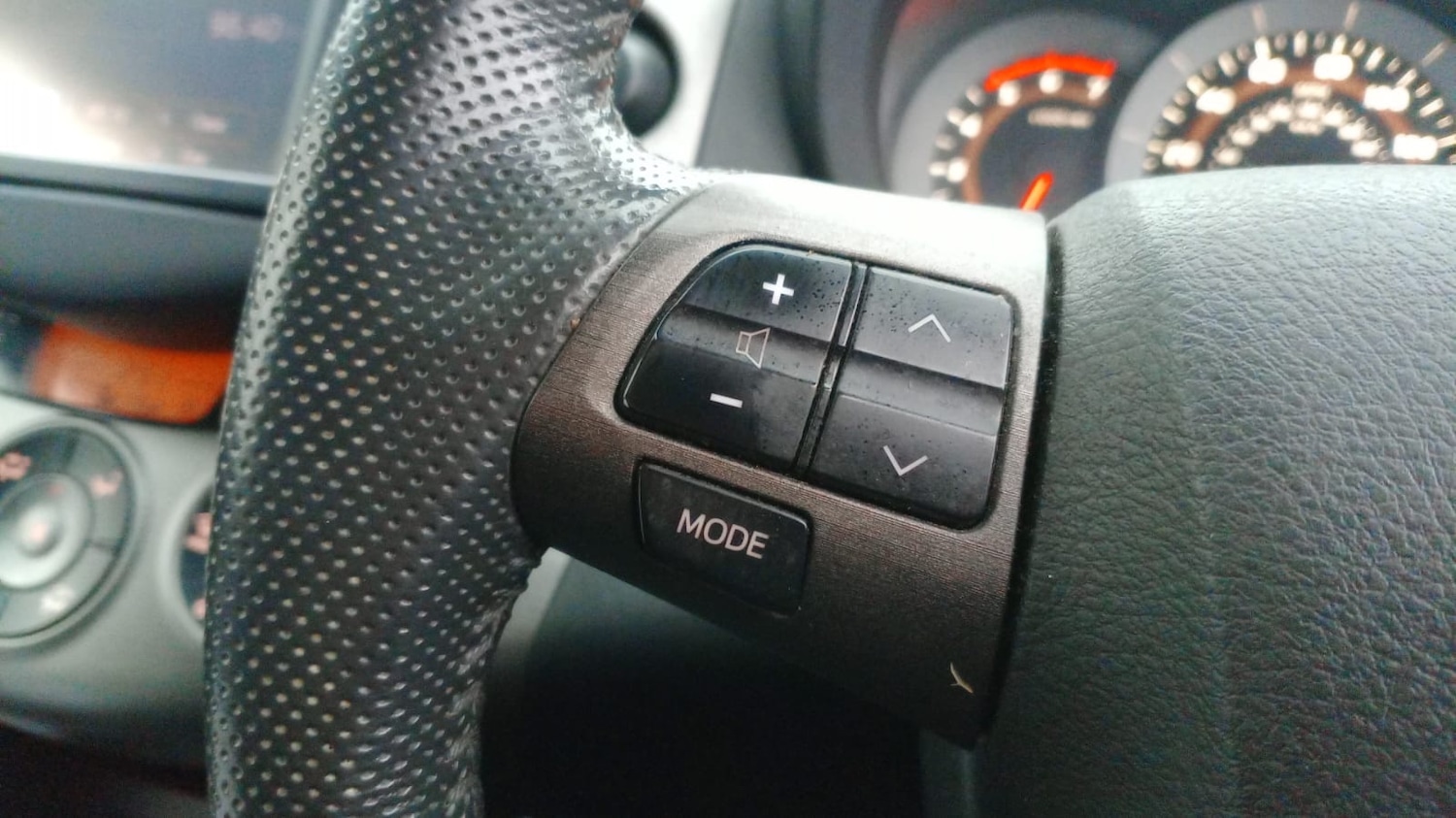 Used Toyota RAV4 2012 for sale - 76860134: Photo 10