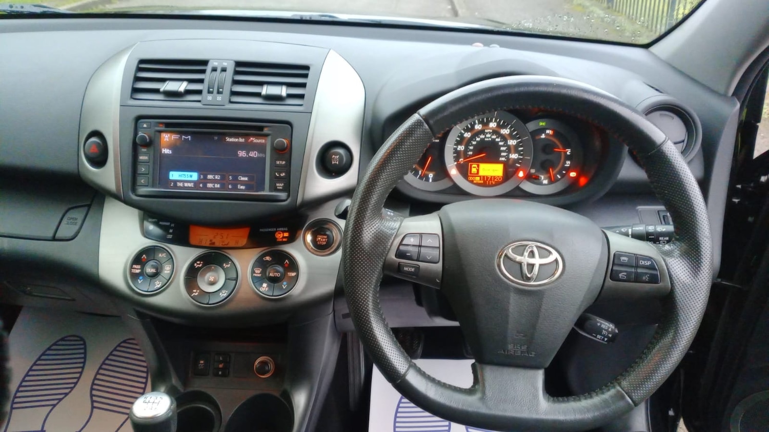 Used Toyota RAV4 2012 for sale - 76860134: Photo 12