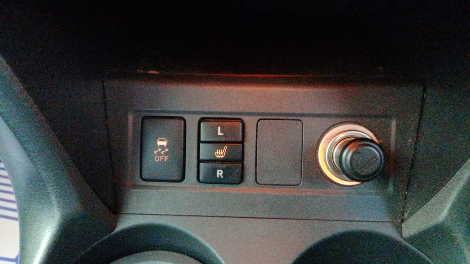 Used Toyota RAV4 2012 for sale - 76860134: Photo 16