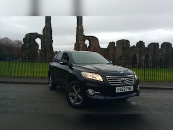 2012 (62) - 2.2 D-4D XT-R 5dr *12 MTH MOT*