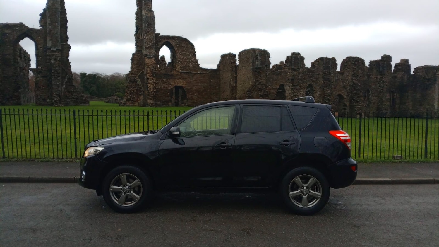 Used Toyota RAV4 2012 for sale - 76860134: Photo 3