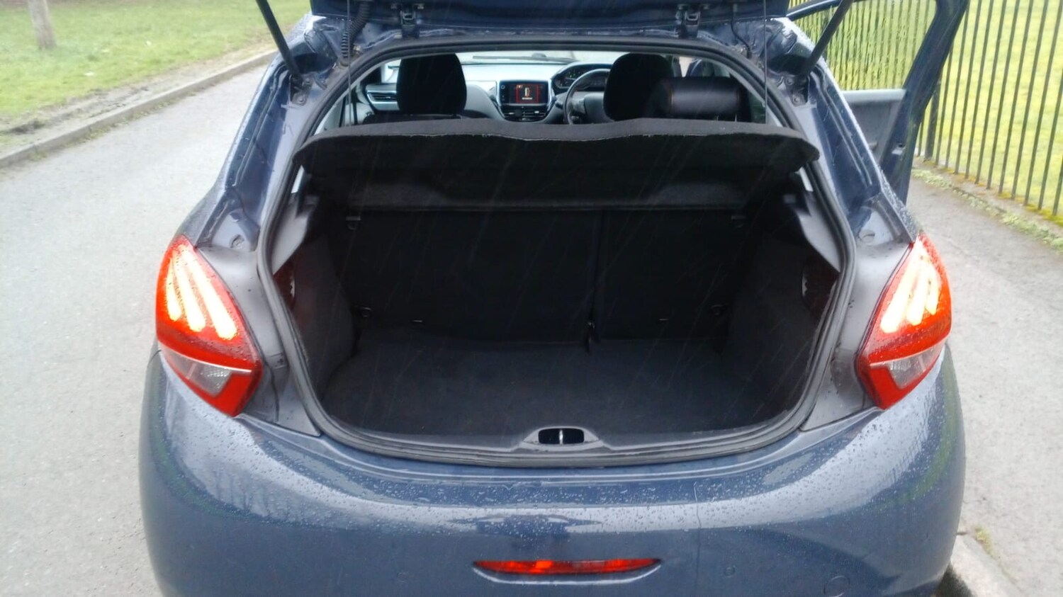 Used Peugeot 208 2016 for sale - 77374100: Photo 19