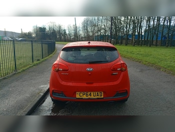Used Kia Ceed 2014 for sale - 76829662: Photo