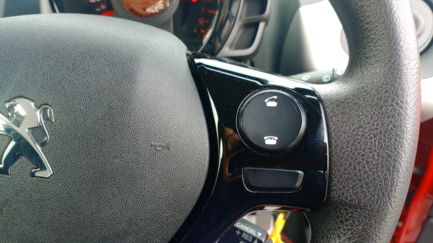 Used Peugeot 108 2017 for sale - 77984210: Photo 11