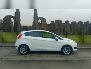 Used Ford Fiesta 2014 for sale - 77375698: Photo