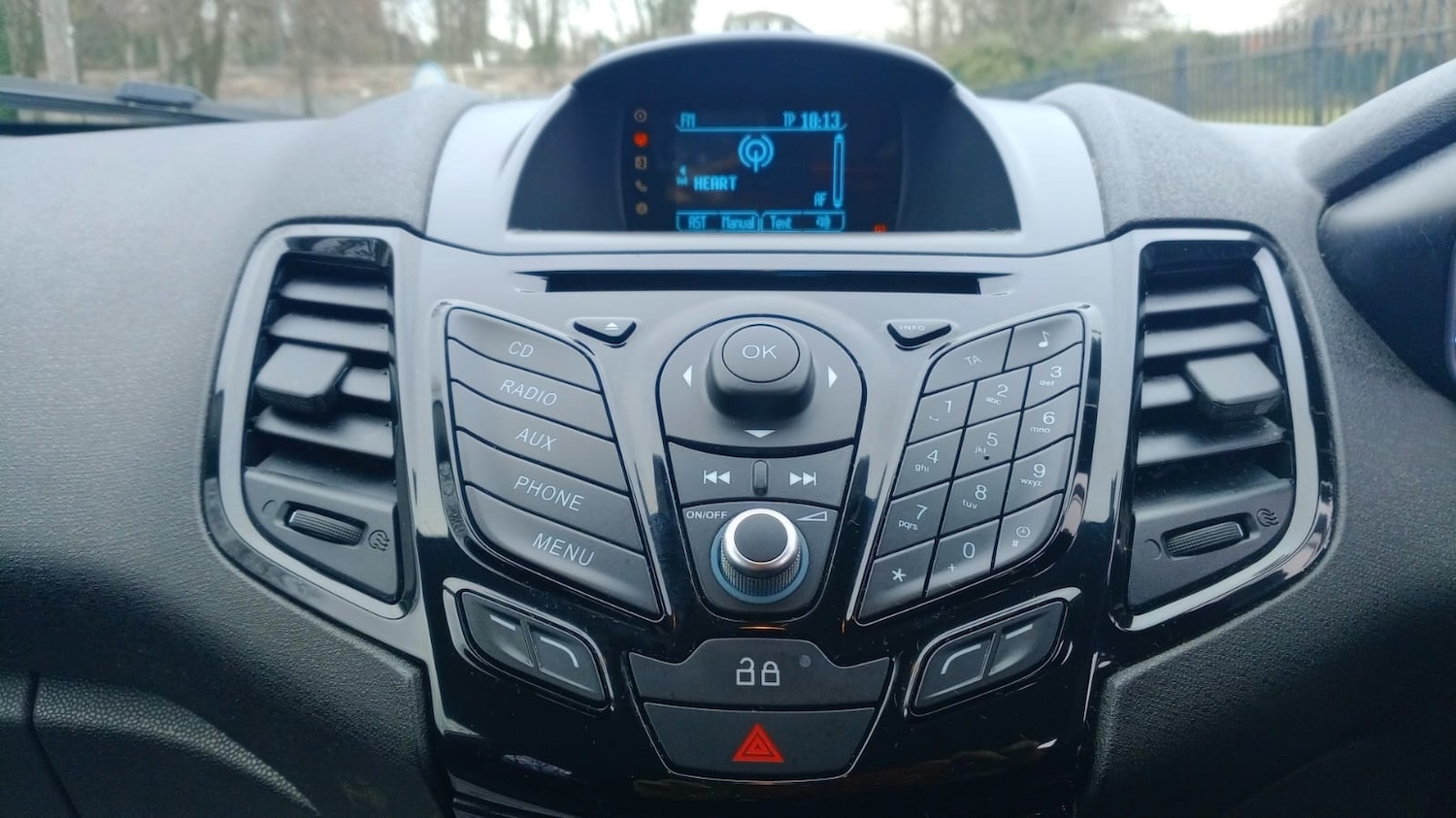 Used Ford Fiesta 2014 for sale - 77375698: Photo 9