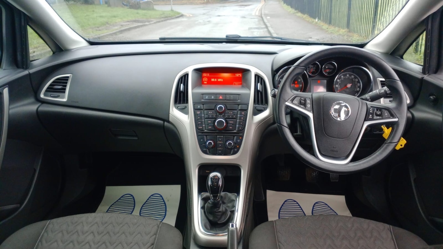 Used Vauxhall Astra 2013 for sale - 77915384: Photo 10