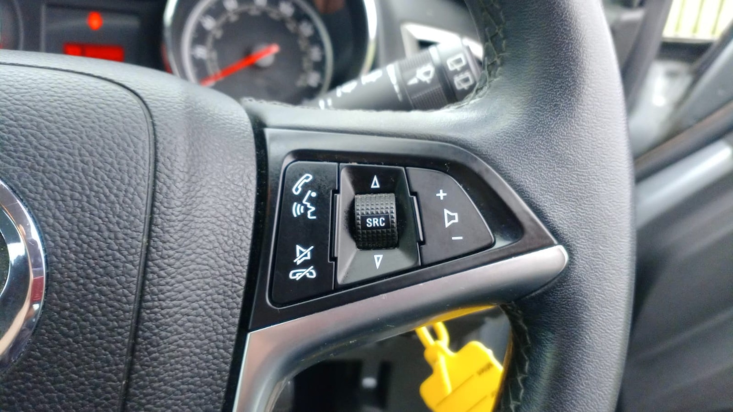 Used Vauxhall Astra 2013 for sale - 77915384: Photo 12