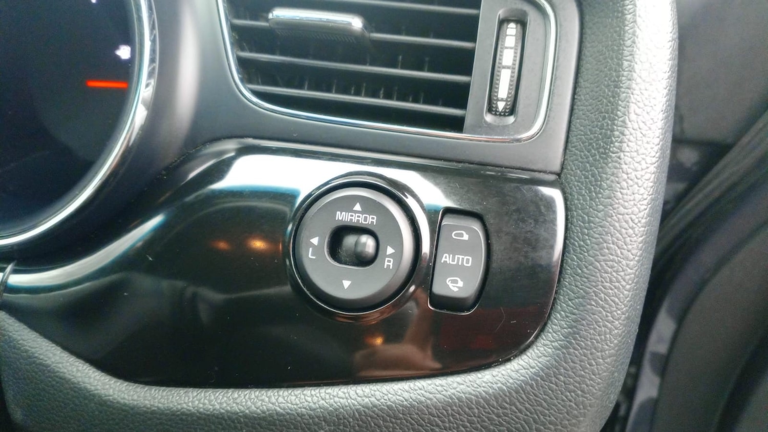 Used Kia Ceed 2015 for sale - 76488731: Photo 13