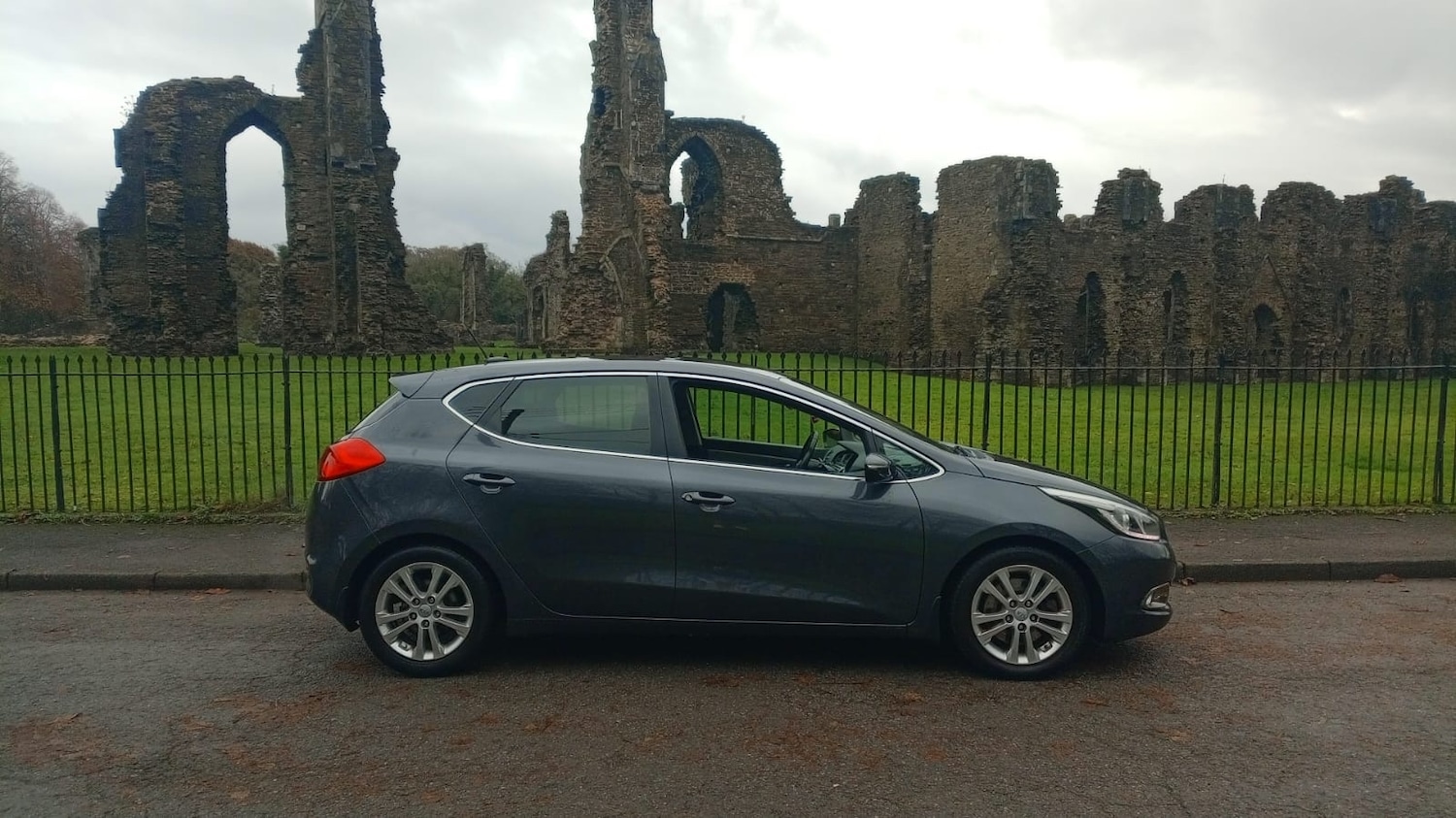 Used Kia Ceed 2015 for sale - 76488731: Photo 2