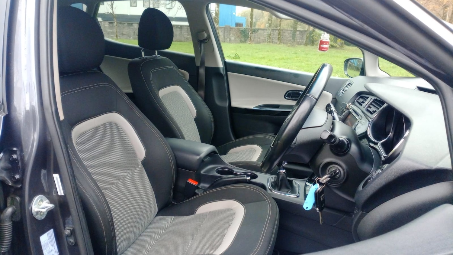 Used Kia Ceed 2015 for sale - 76488731: Photo 4