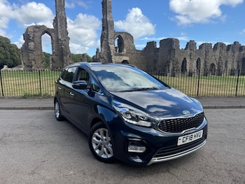 Kia - Carens