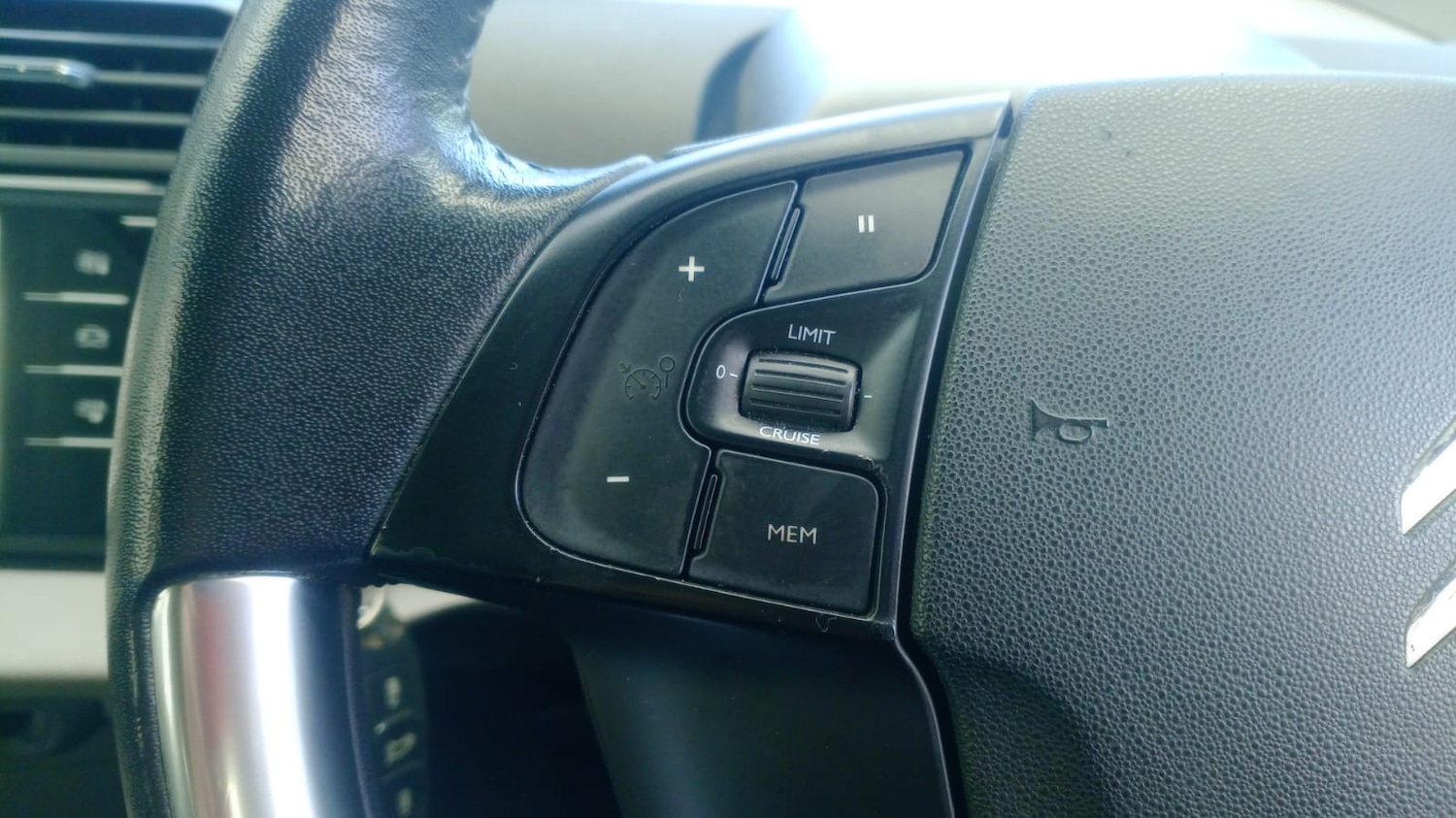 Used Citroen C4 Picasso 2015 for sale - 77568715: Photo 11