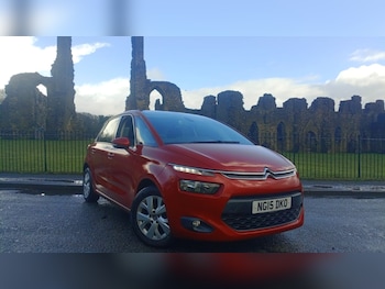 2015 (15) - 1.2 PureTech VTR+ 5dr