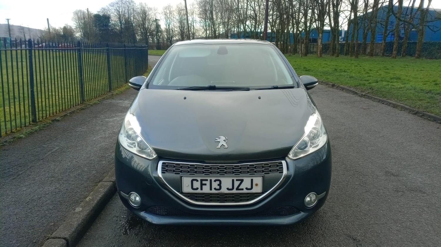 Used Peugeot 208 2013 for sale - 77579638: Photo 5
